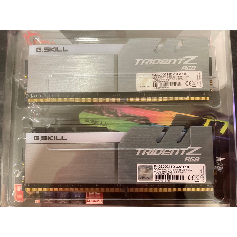 芝奇 幻光戟 DDR4 3200 16g*2 F4-3200C16D-32GTZR