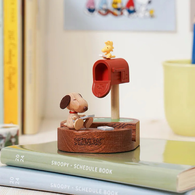 『歡慶端午免運』【PEANUTS】史努比信箱 木質手機座．Snoopy 手機架 史努比