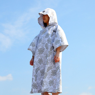 【日本衝浪品牌】 TAVARUA 速乾毛巾衣 毛巾衣 浴巾衣 沙灘巾 天使白