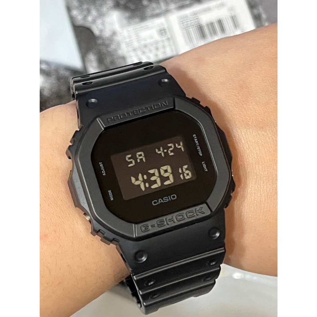 【無限精品 REMIX】現貨 !! G-SHOCK 黑武士 絕對強悍軍事風格經典款霧面黑 DW-5600BB-1