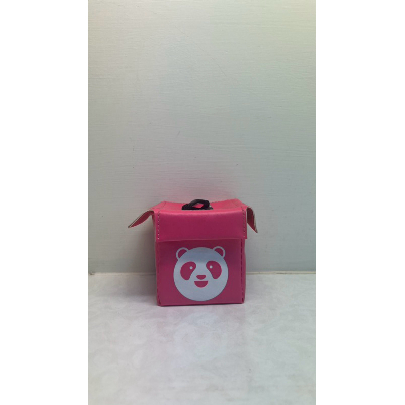 熊貓保溫箱零錢包  立體小包 外送仿真小包 吊飾 收納包