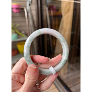【一方翡翠】#514485 糯種牛奶底飄蘭花翡翠平安鐲(57以下圈口可戴) 翡翠A貨附證書