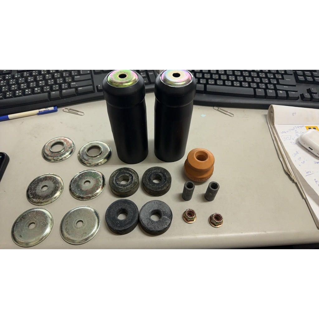 【SFF雙B賣場】BENZ W163 後避震器配件[2防塵套+1饅頭含有配件,從正廠避震器拆下來的]