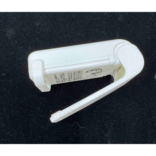 【轉售】日本 LEC 白色封口機 隨手封 掌上型熱熔封口器 簡易型封口機