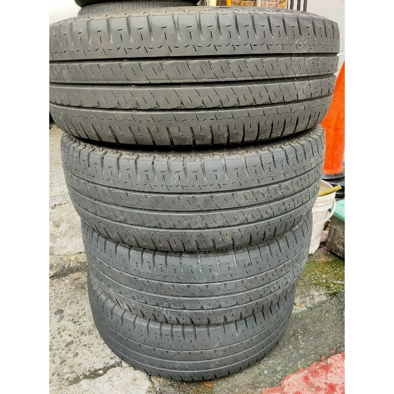 中古胎215/65/16