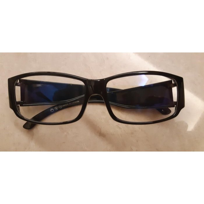 二手品~台灣製抗藍光眼鏡7501、7502 (可內戴近視或老花眼鏡)~2支共1組