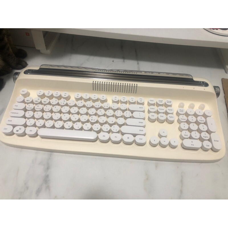 actto 復古打字機無線藍牙鍵盤 - 奶油黃 - 數字款