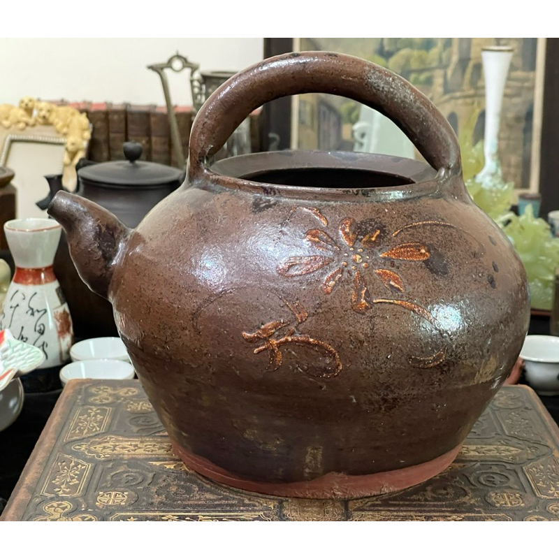 「貓癮」-1176古董台灣早期紅磚大茶壺