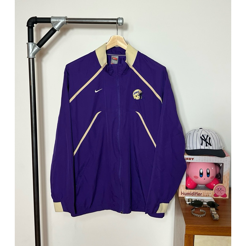 【龐滂古著】Nike Team NCAA James Madison 大學 紫色運動外套 00s