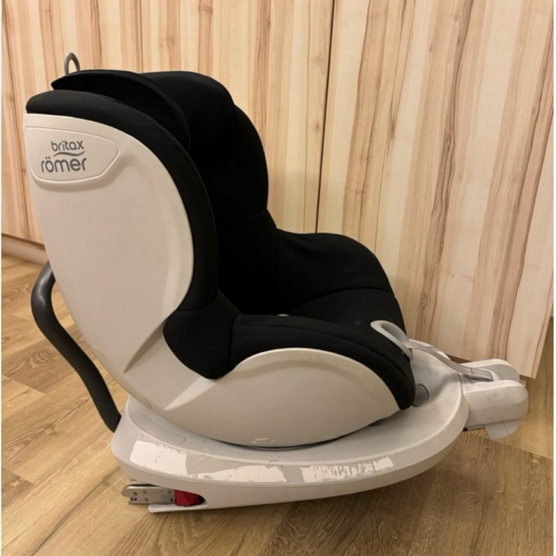 ［二手］ Britax romer 雙向兒童安全汽車座椅 有isofix 可以360度(限南投草屯面交)