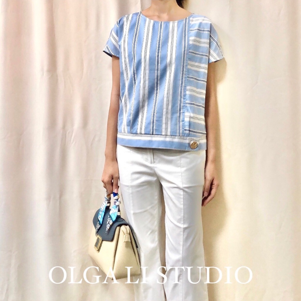 【 歐佳麗服飾 】NOUVELLE TOKYO 藍白條金釦上衣/ HongChubby 白色微喇叭褲