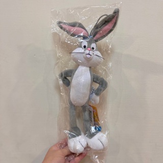 激激小舖｜華納兄弟 兔巴哥娃娃 10吋 兔巴哥 娃娃 抱枕 玩偶 Q版 兔子玩偶 兔子娃娃