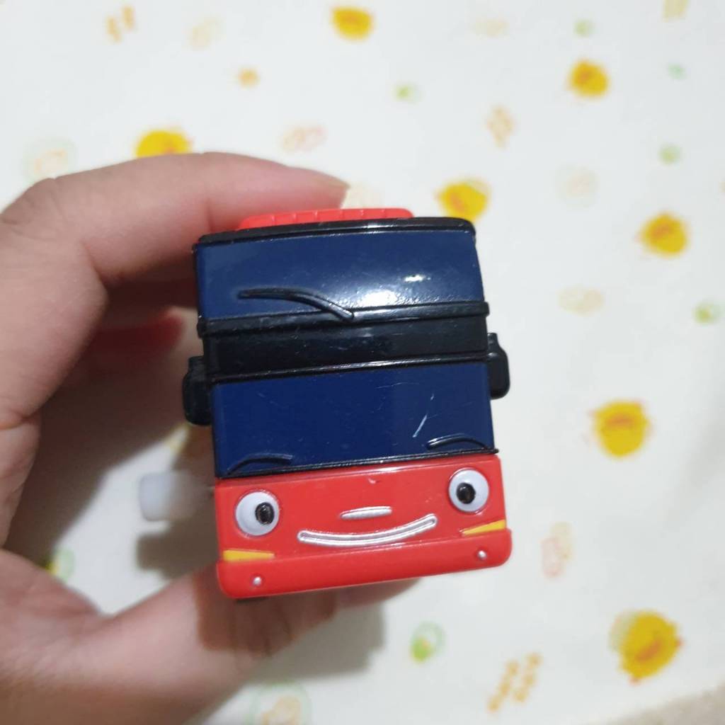 姜小舖小巴士 Tayo系列遊園車紅色 玩具車 發條玩具 遊覽車 小車車 車子 收藏 禮物 交換禮物 生日禮物