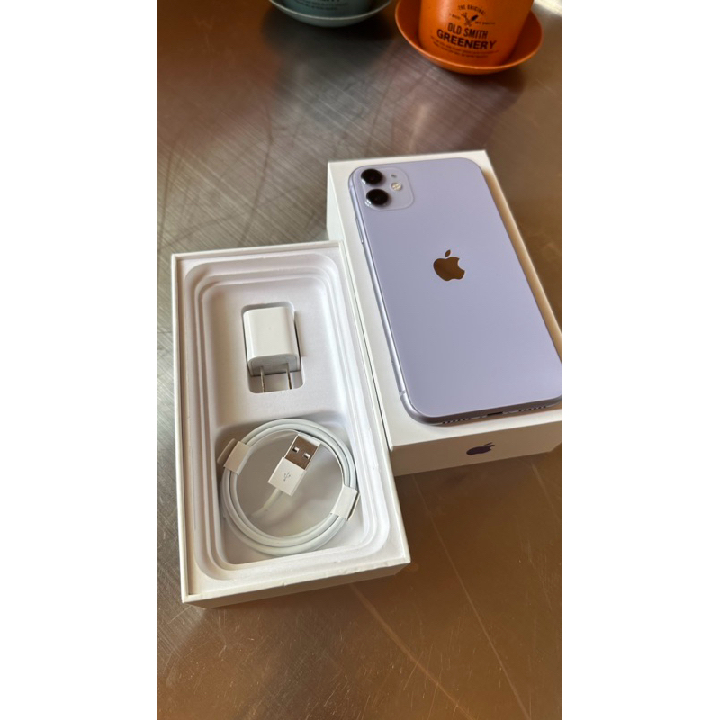 自售 家人的蘋果手機 iPhone 11 紫 64G