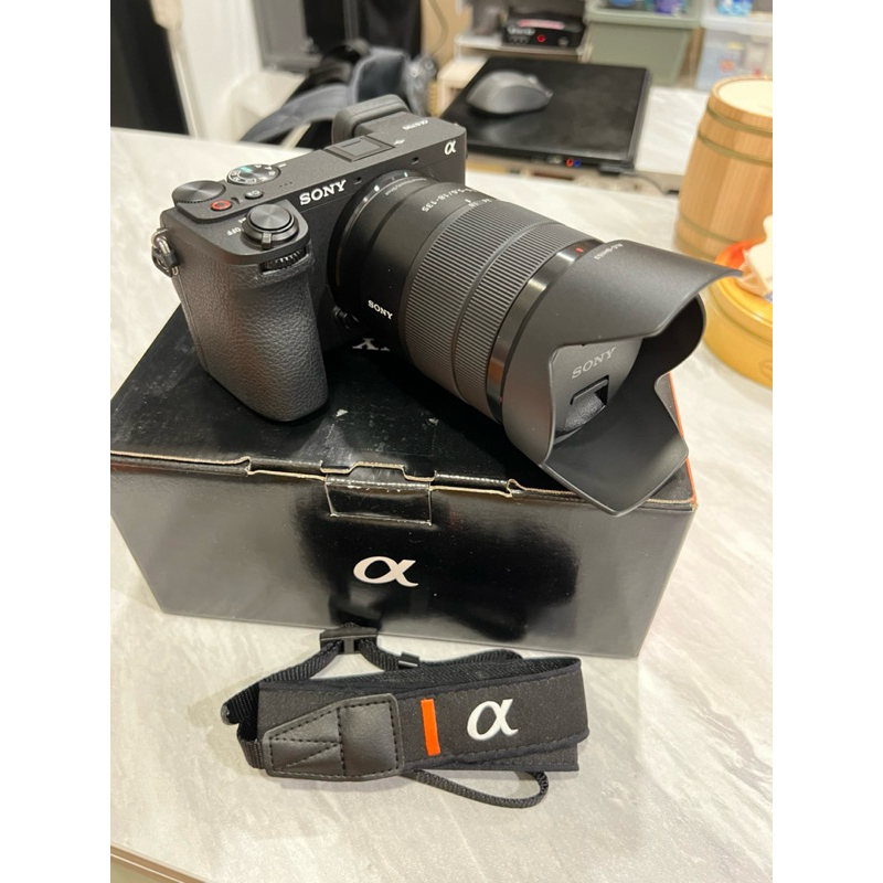 Sony APS-C 數位相機 ILCE-6700M SELP18135 變焦鏡組 含配件