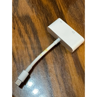 apple原廠Lightning對 VGA 轉接器