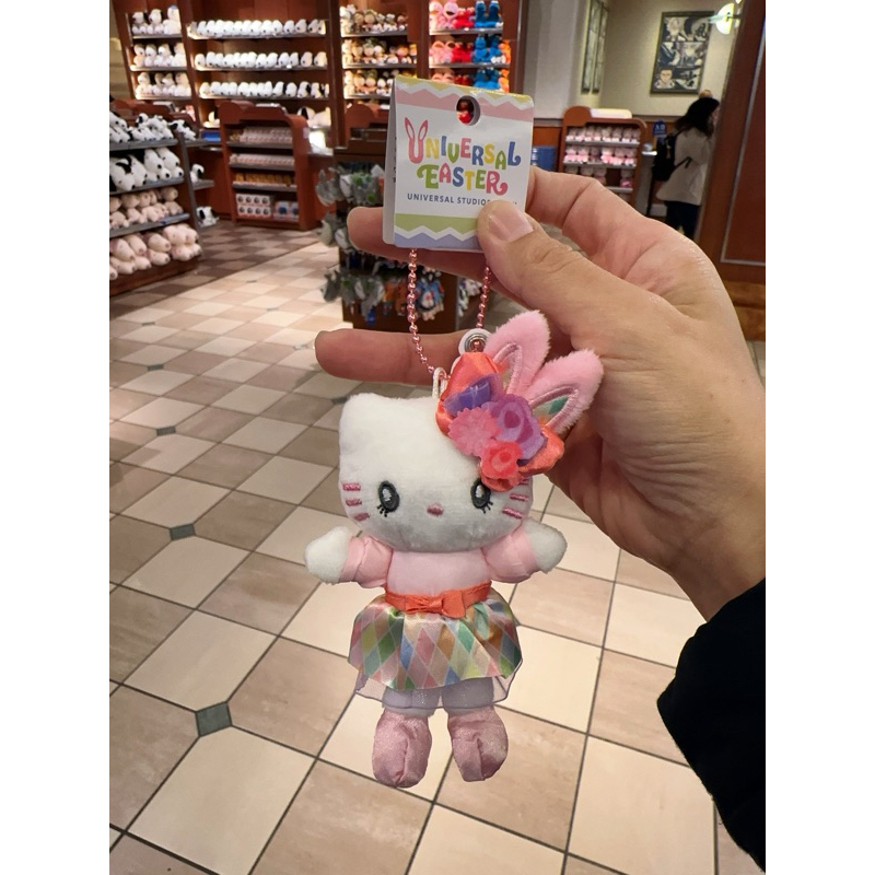 《日本🇯🇵大阪環球》2024年復活節 kitty吊飾娃娃