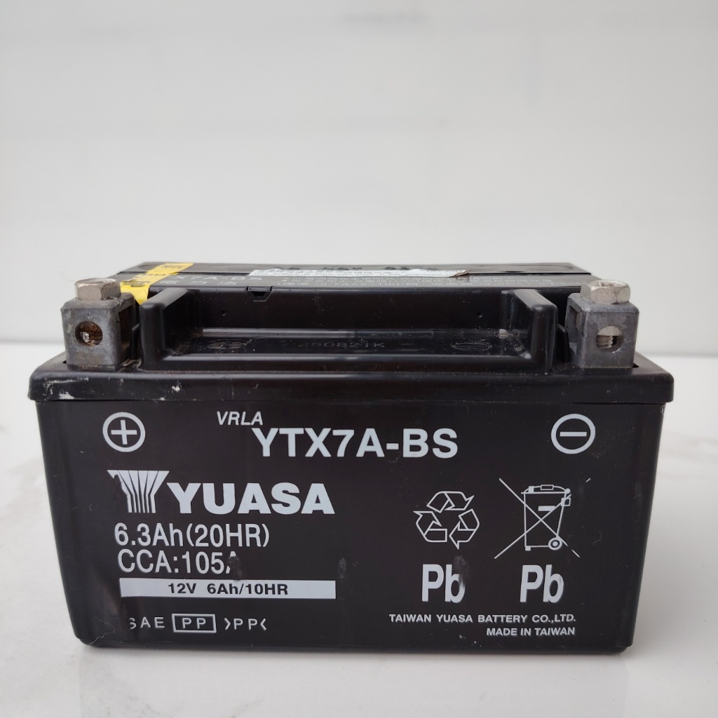 台灣湯淺YUASA YTX7A-BS 極新二手機車電池正常 用不到三個月