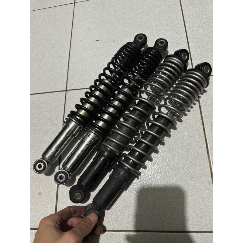 Gogoro 原廠 後避震 無歪漏