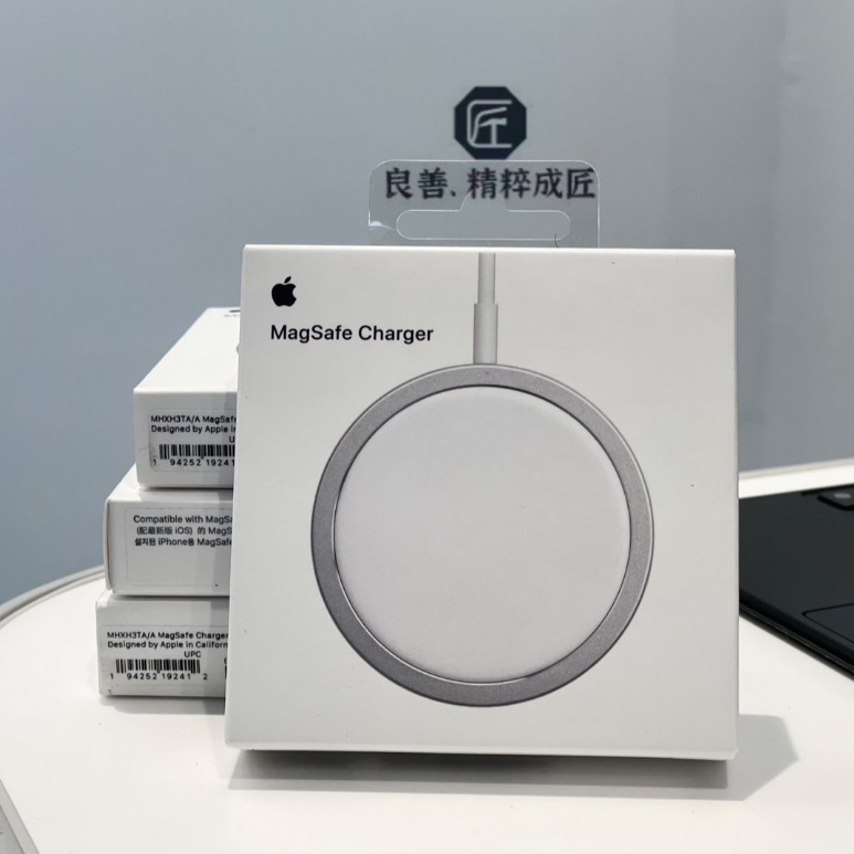 【用了原廠就回不去】Apple原廠 MagSafe 充電器 無線充電 磁吸充電器 無線充