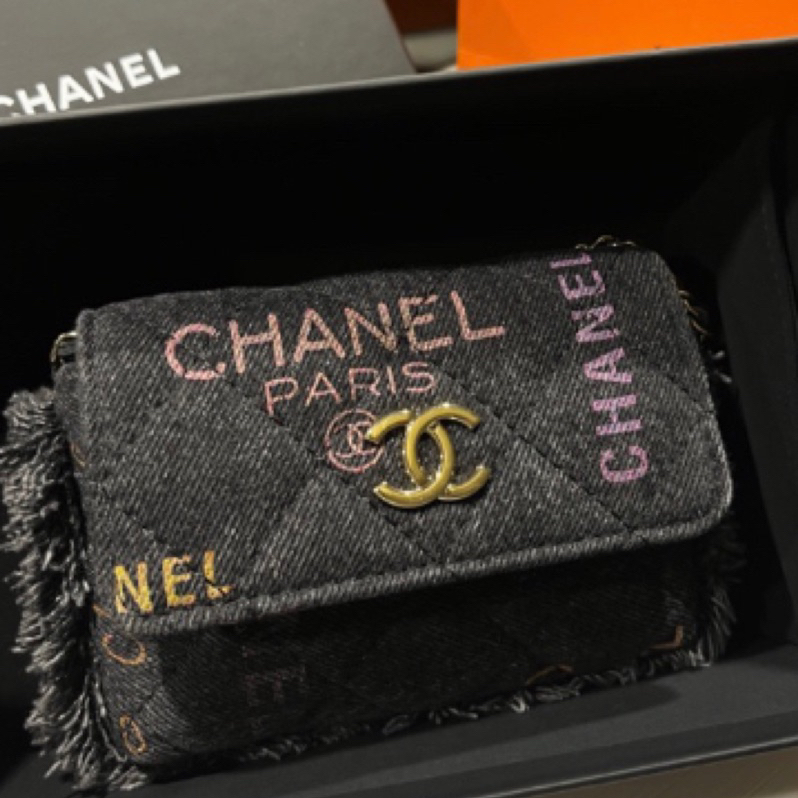 Chanel塗鴉牛仔包 9.8新全配 附購證