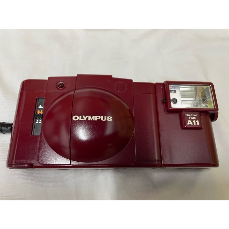 Olympus XA2+A11 紅色 底片相機