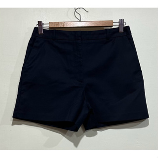 kf04….買家保留，ZARA百貨專櫃 卡其棉 短褲，前側勾子拉鍊，雙側口袋，深藍色M號，99成新零碼商品