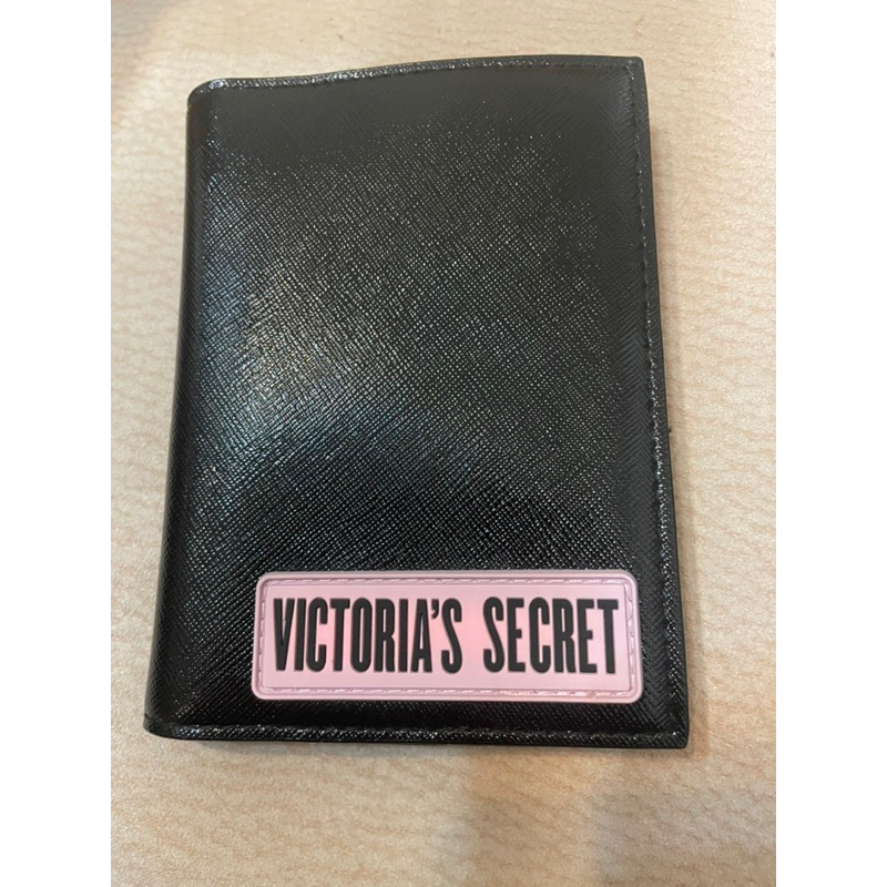 全新 Victoria's Secret 維多利亞的秘密 護照夾 旅遊 出國 代購 passport