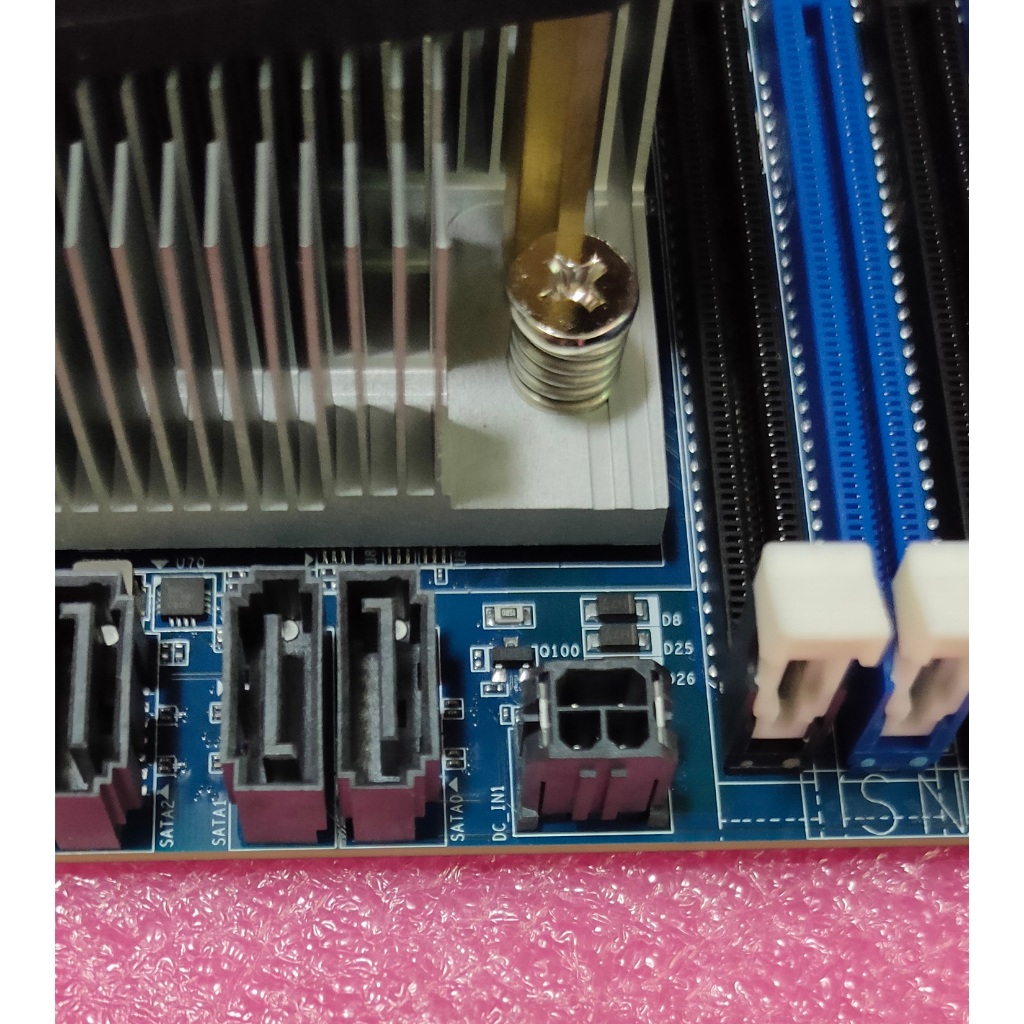 全新庫存技嘉MJ11-EC1 MINI-ITX 伺服器主機板 AMD EPYC 3151 技嘉伺服器網路管理