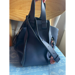 （95新以上）LOEWE HAMMOCK SMALL size 荔枝牛皮 午夜藍 loewe 吊床包