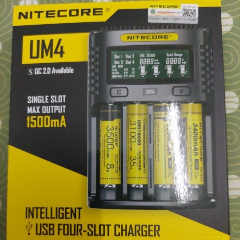 0原裝正品 NiteCore D4 D2 NEW i2 i4 智能充電器 全兼容 鋰電池 18650 SC4 UMS4