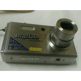 DigiLIFE數位相機~使用SD記憶卡金屬機身功能正常螢幕有小黑點，數位相機，相機，攝影機~D牌數位相機