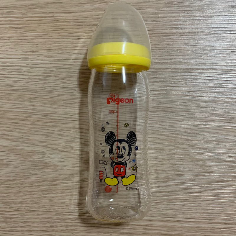 二手 貝親Pigeon經典迪士尼 寬口玻璃奶瓶240ml