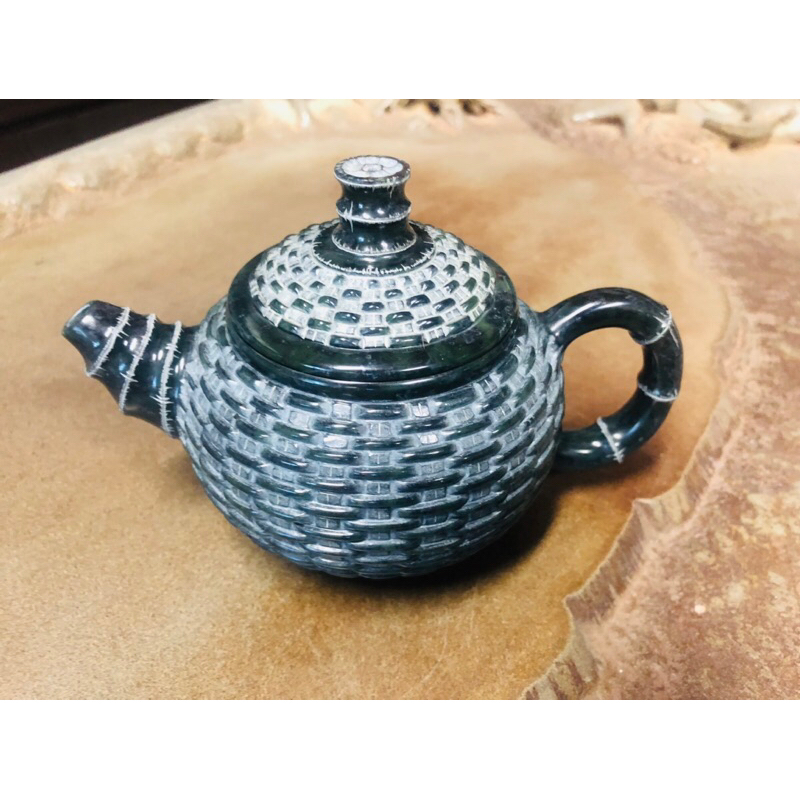 【臻藝壺茶-黃櫳賢石雕石壺工作室】 簡約竹籠墨玉石壺