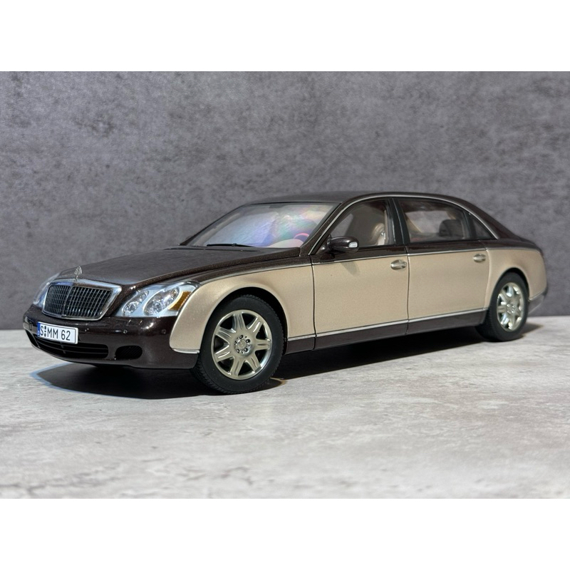 【Maybach原廠版AUTOart製】1/18 Maybach 62 原廠酒杯版 絕版雙色 1:18 模型車