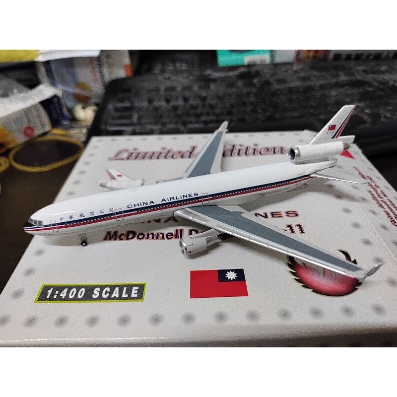 1:400  中華航空 China Airlines MD-11 B-153 國旗塗裝 Phoenix 製作
