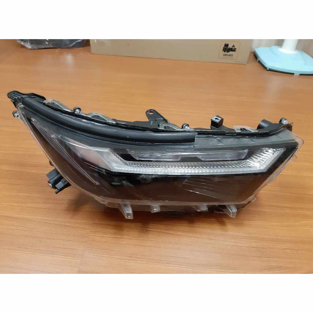 RAV4 - 5.5代 油電款 LED 大燈