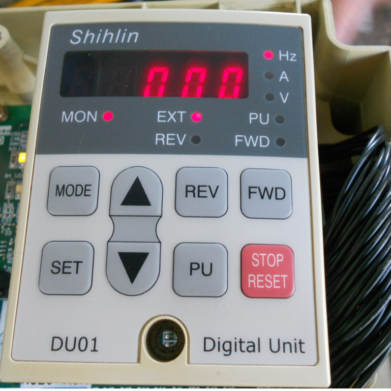 Shihlin 士林 變頻器 SH-020-7.5KC   10HP 3相 220V 泛用機種(H1)