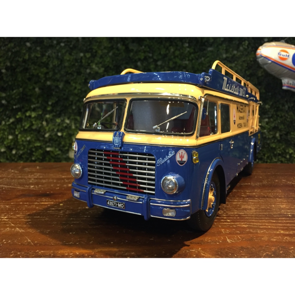 1/18 CMC Fiat Transporter 642 Bartoletti Maserati M097【MGM】