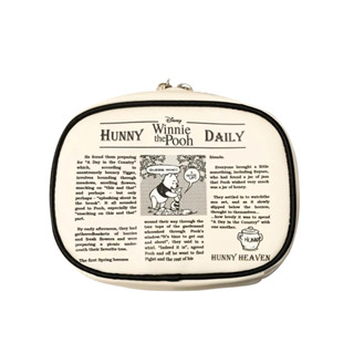 臺灣現貨｜正版迪士尼 Disney｜ 維尼報報系列皮質造型收納包 化妝包 收納包 小熊維尼 可愛包包 卡通包包 手拿包