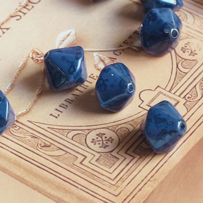 藍色渣染 異形珠 雙尖珠10mm/1個日系进口玻璃 散珠DIY手作飾品串珠配件材料