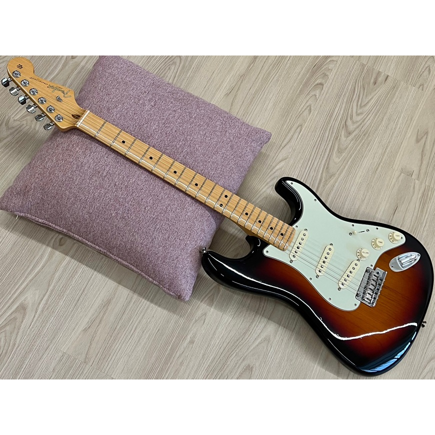 2016 Fender American Professional Stratocaster 3TS