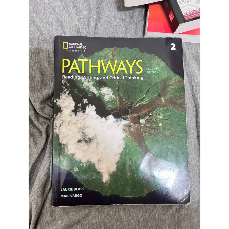 Pathways 2: Reading, Writing, and Critical Thinking 2/e