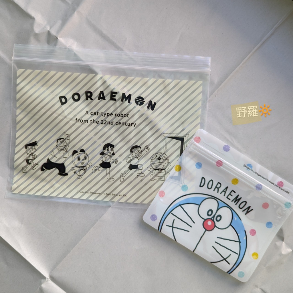 日本百元店現貨☑哆啦A夢夾鏈袋．小物收納 零食糖果餅乾包裝袋 可愛 卡通