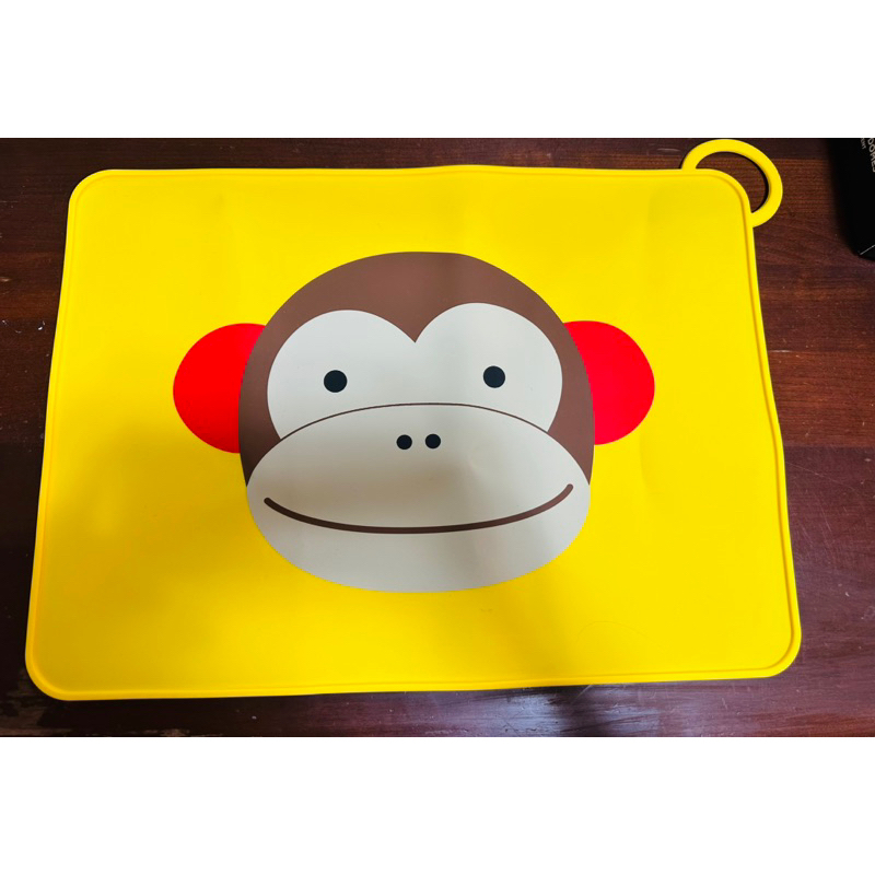 二手 只用一次 美國 SKIP*HOP - 矽膠餐墊 猴子款 購於amazon兒童餐墊