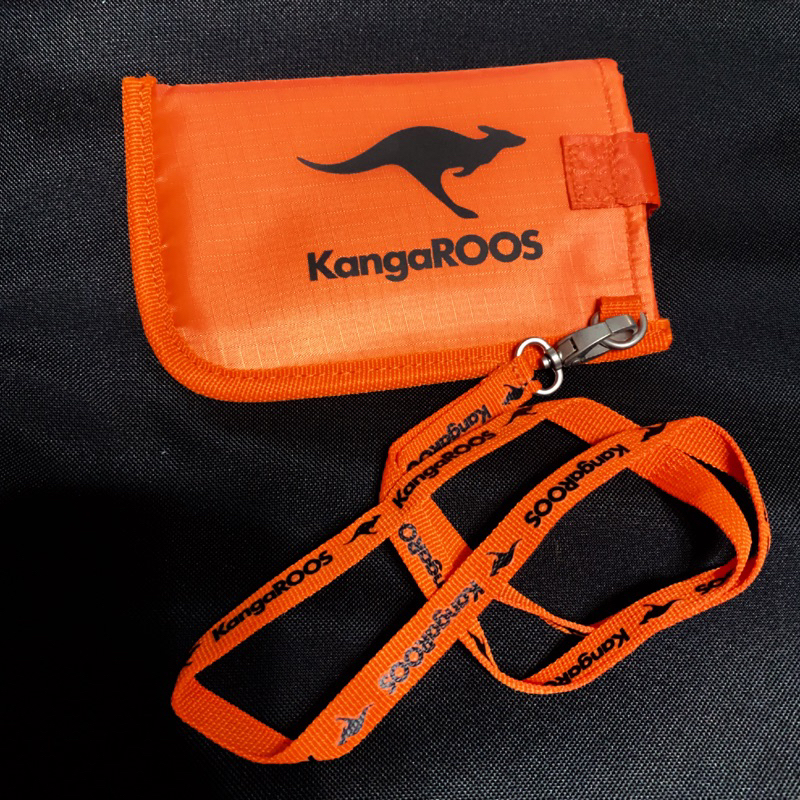 KangaROOS 防潑水輕量 可放零錢卡片夾 袋鼠包