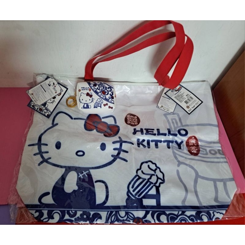 Hello Kitty 故宮翠玉白菜 大型側背包+小錢包