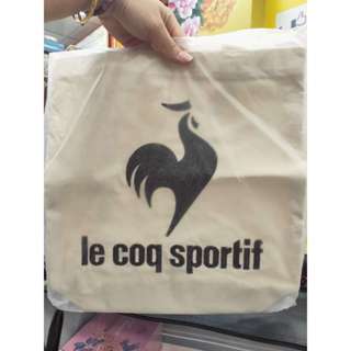 *全新LE COQ SPORTIF 米色帆布包 肩背包-35*30CM $250