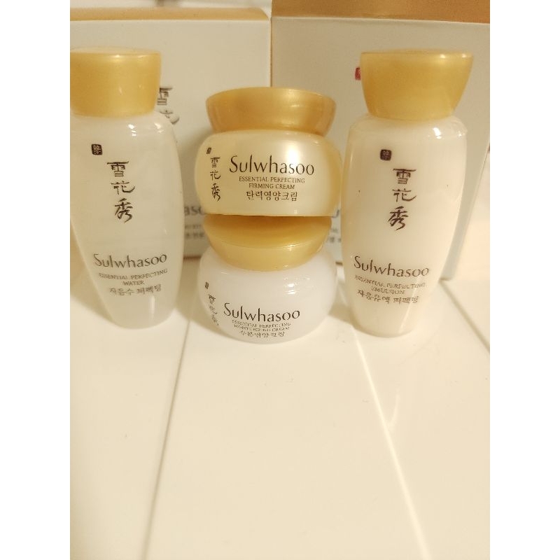 《‼️出清$111 (原價$ 388》Sulwhasoo雪花秀 滋陰水乳中樣4件組