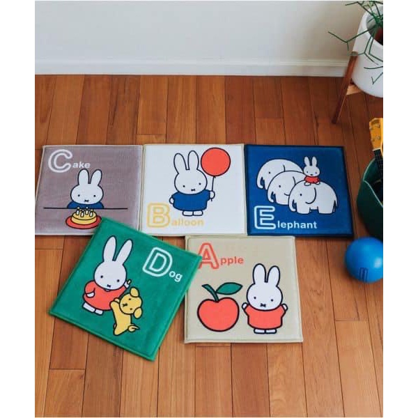 🇯🇵日本直送✈️現貨❗️日本正版 Miffy 遊戲墊 低回彈材質 觸感舒服 擺飾 英文圖書 地墊 米飛墊子 米飛 米飛兔